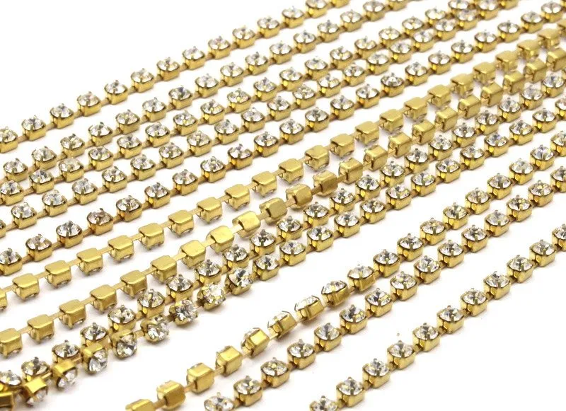 2 Feet Vintage 2.5mm  Crystal Rhinestone Chain With Brass Frame - Made In Austria AU05   Z144