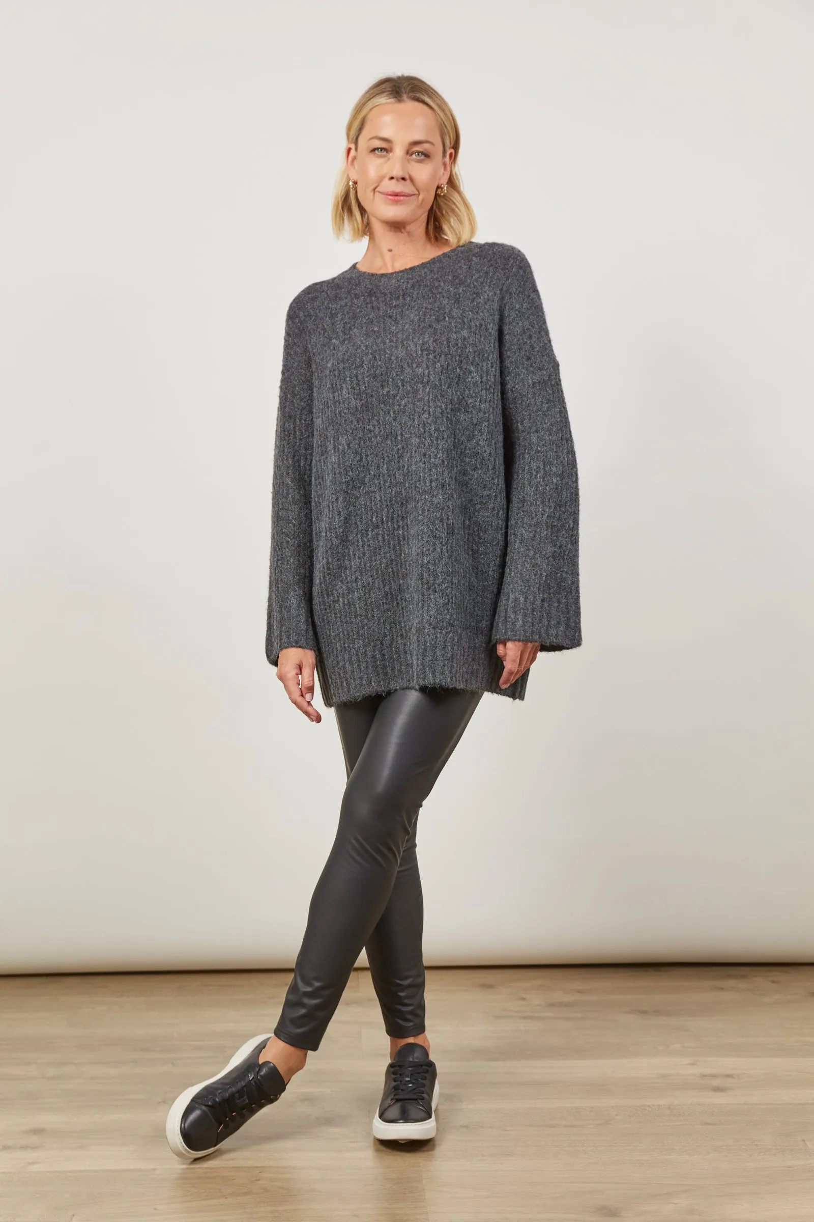 Avenue Oversized Jumper - Ash Black