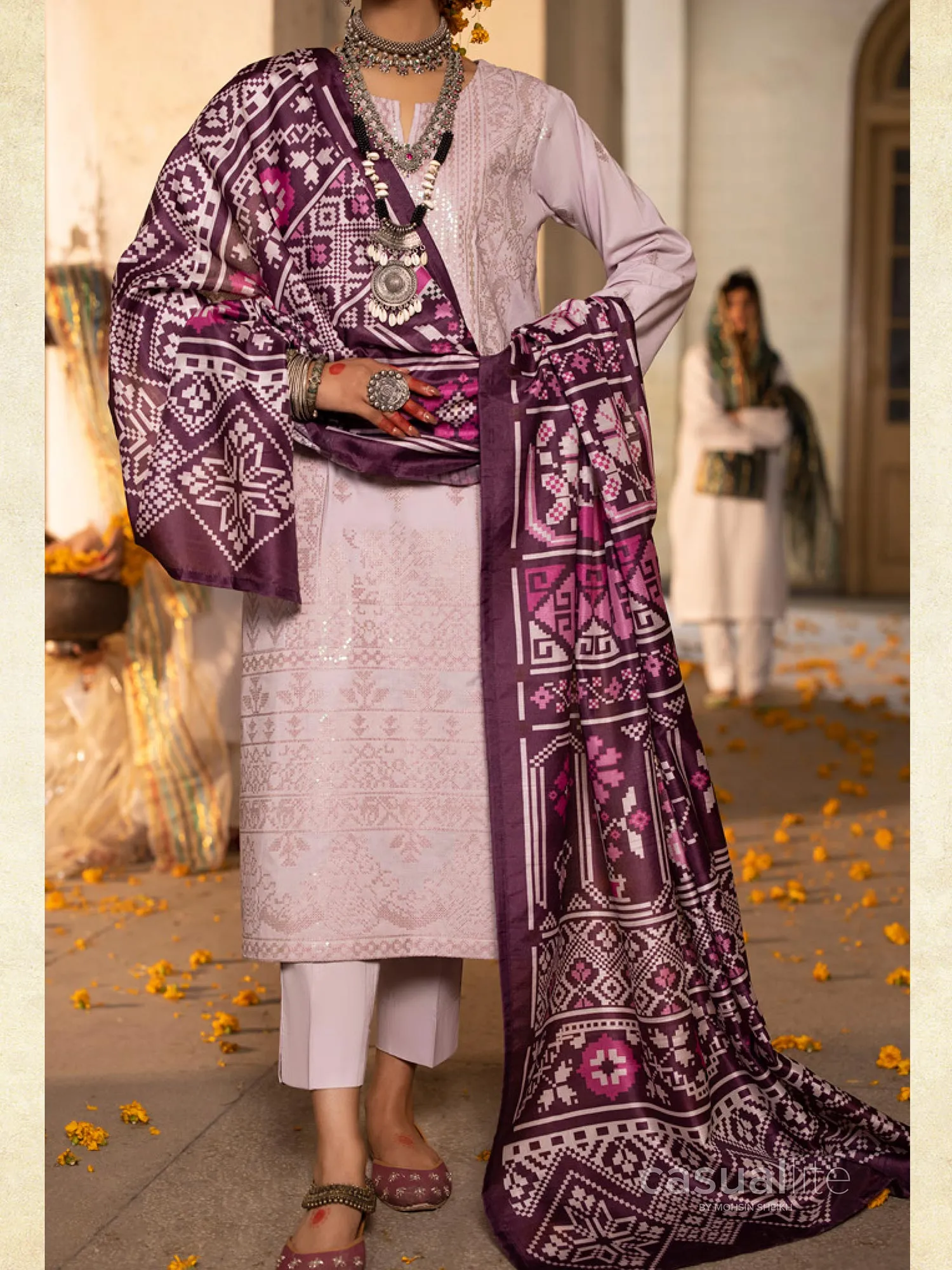 Casual Lite "Mannat" Cotton Lawn 3-Piece Suit - Alalah