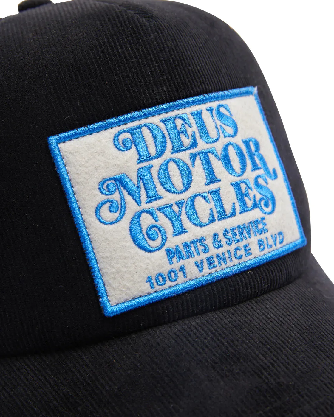 MOSEY TRUCKER DEUS CAP BLACK