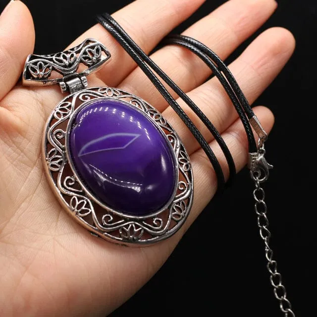 Natural Stone Oval Shape Pendant Necklace