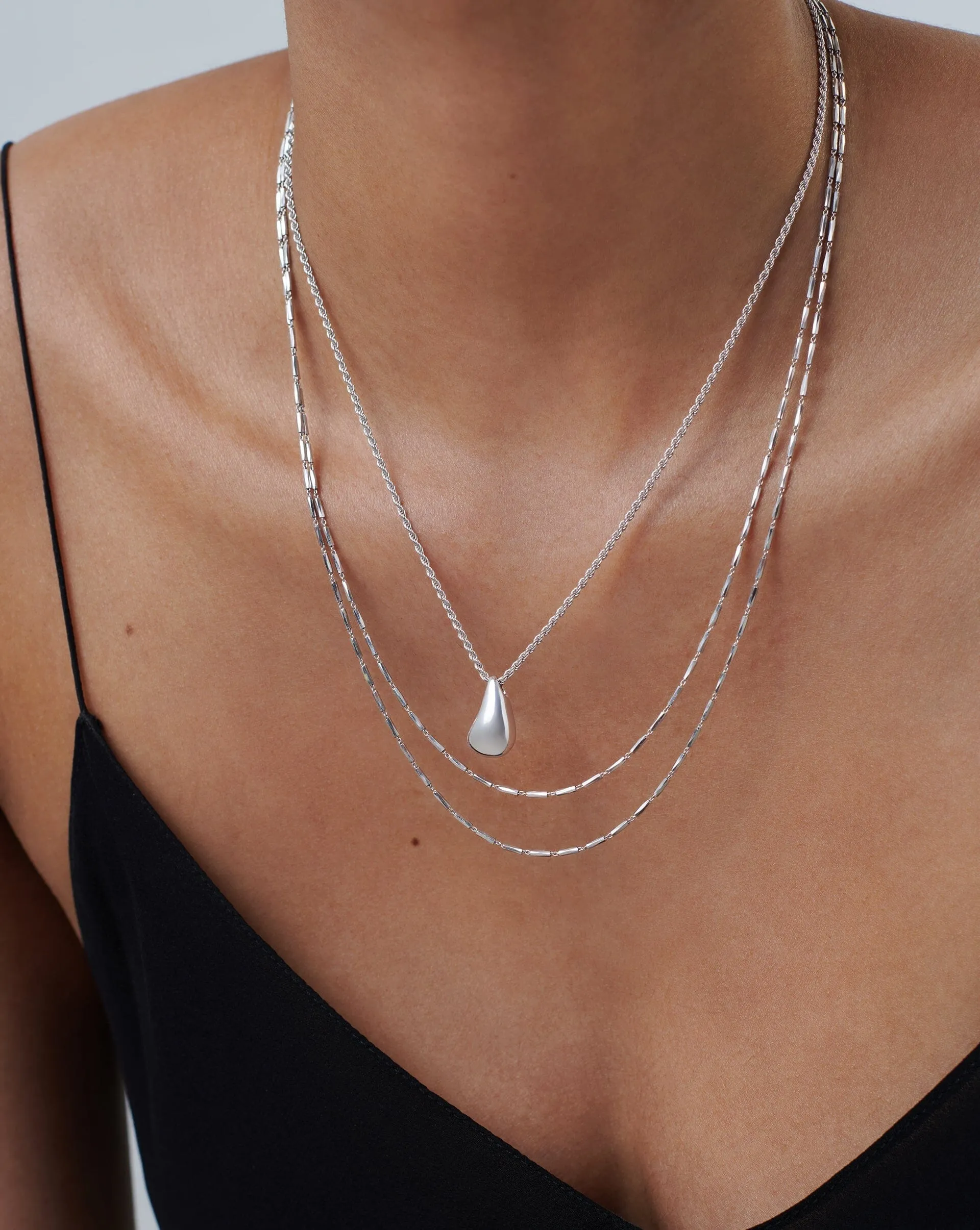 Savi Sculptural Droplet Pendant Necklace | Sterling Silver