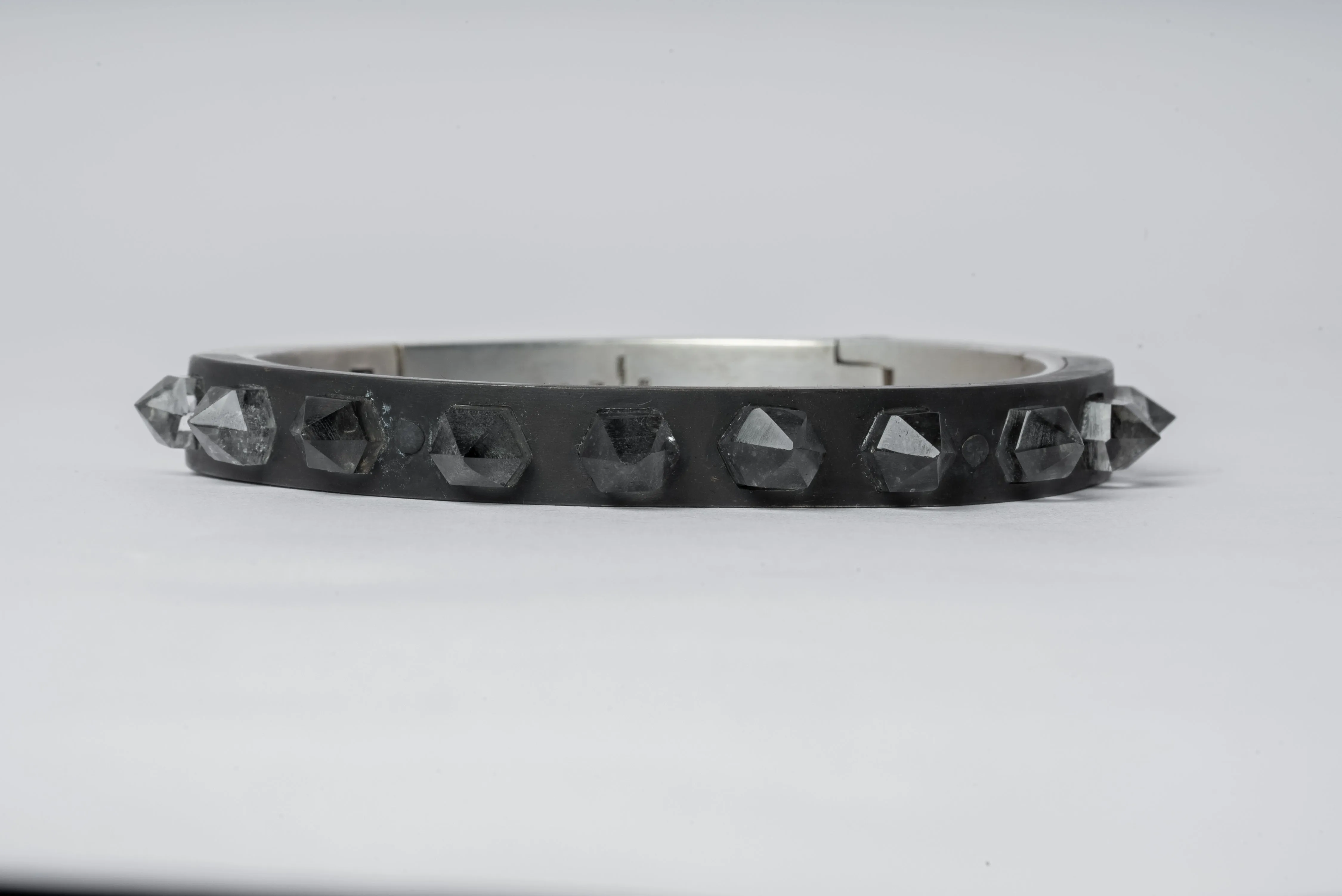 Sistema Bracelet V2 (Herkimer Spikes, 9mm, DA KZ HER)