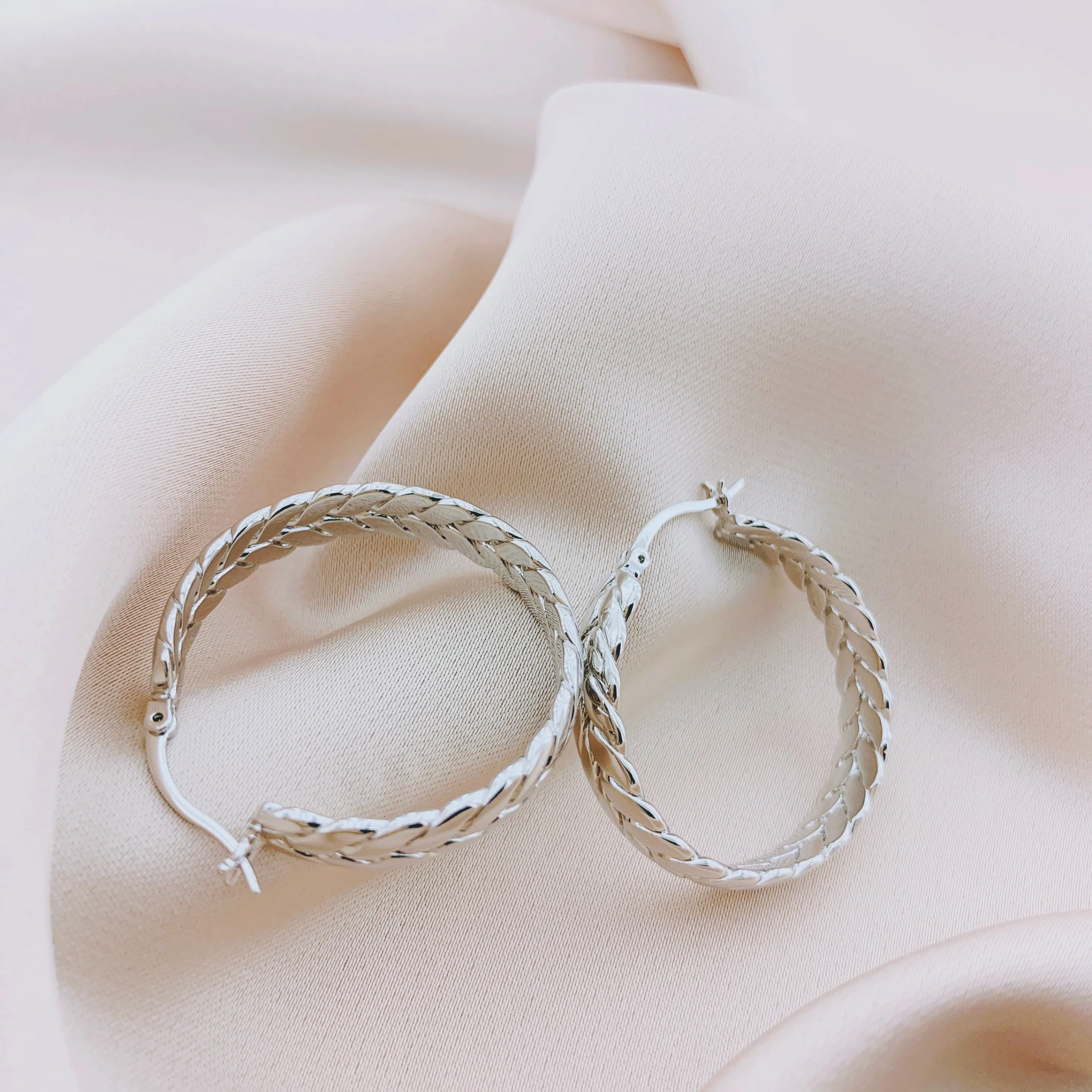 Women's Fashion Hoop Earring